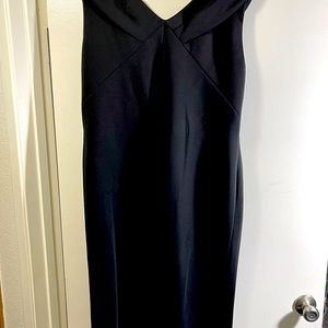 Calvin Klein dress with zipper that cover all the front of the dress and V neck